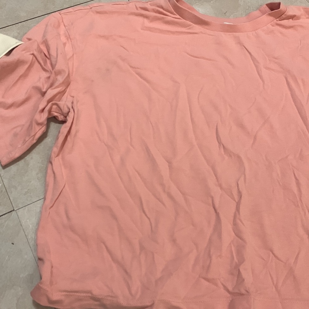 Pink top - Picture 2 of 2